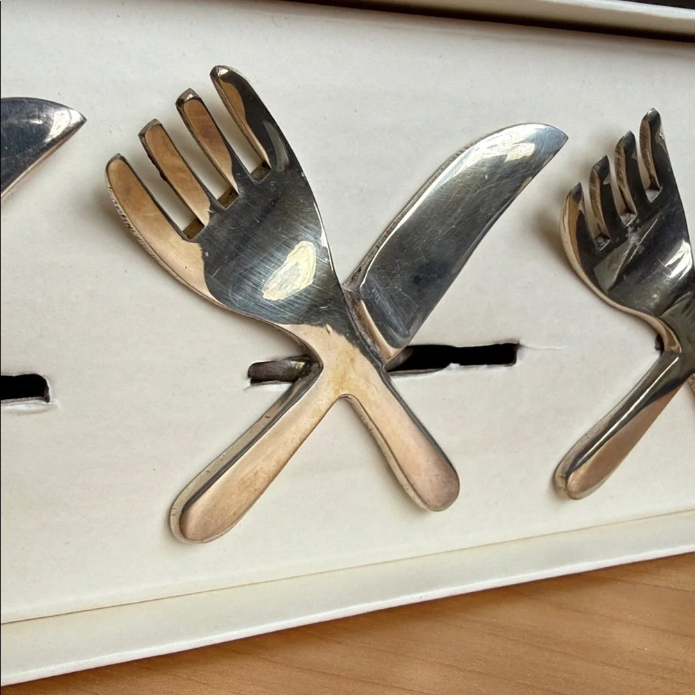 NWT Pier 1 Imports Silver Plated Silverware Fork Knife Napkin Rings Set of 4 NIB